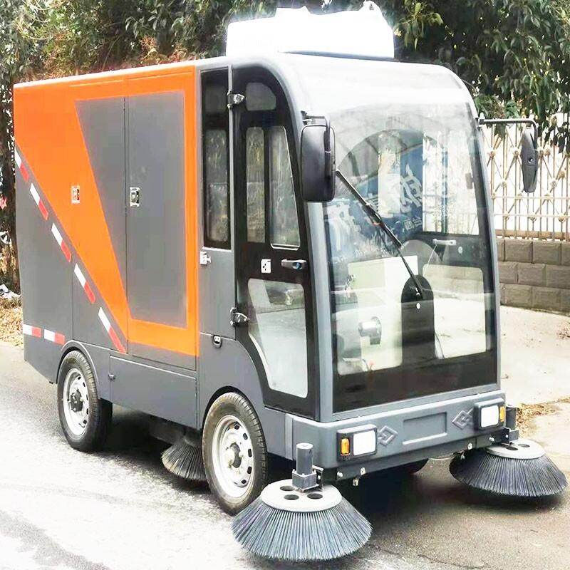 四輪全封閉駕駛式掃地車FK-2400 海寧工業(yè)道路清掃車