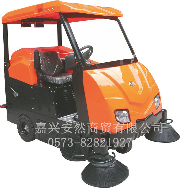 清掃石子灰塵掃地機(jī)OS-6廠家直銷(xiāo) 駕駛式吸塵清掃車(chē)